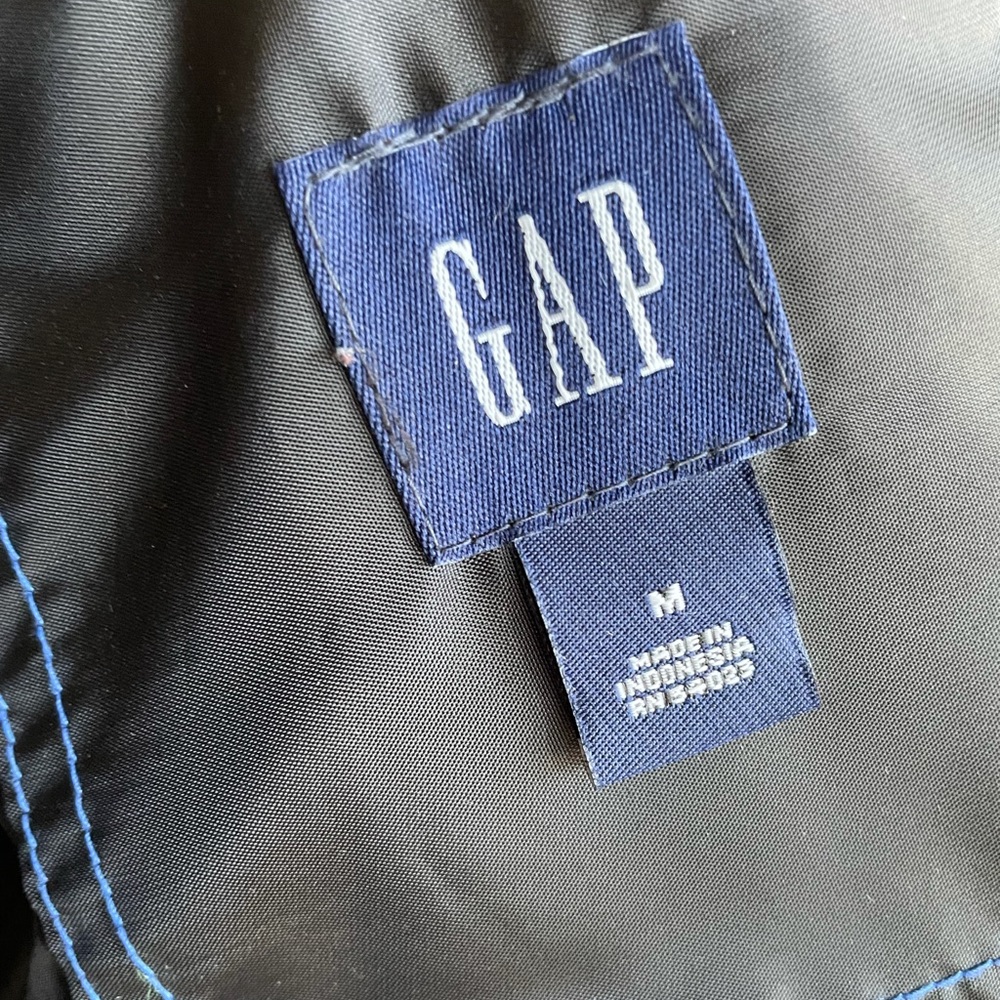 GUC GAP Down Puffer Vest Junior's sz M - Picture 3 of 6